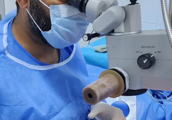 الدكتور عبد الفتاح 5